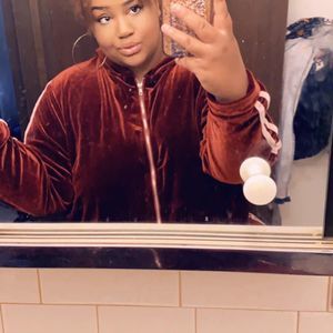 Meet your Posher, Carmen